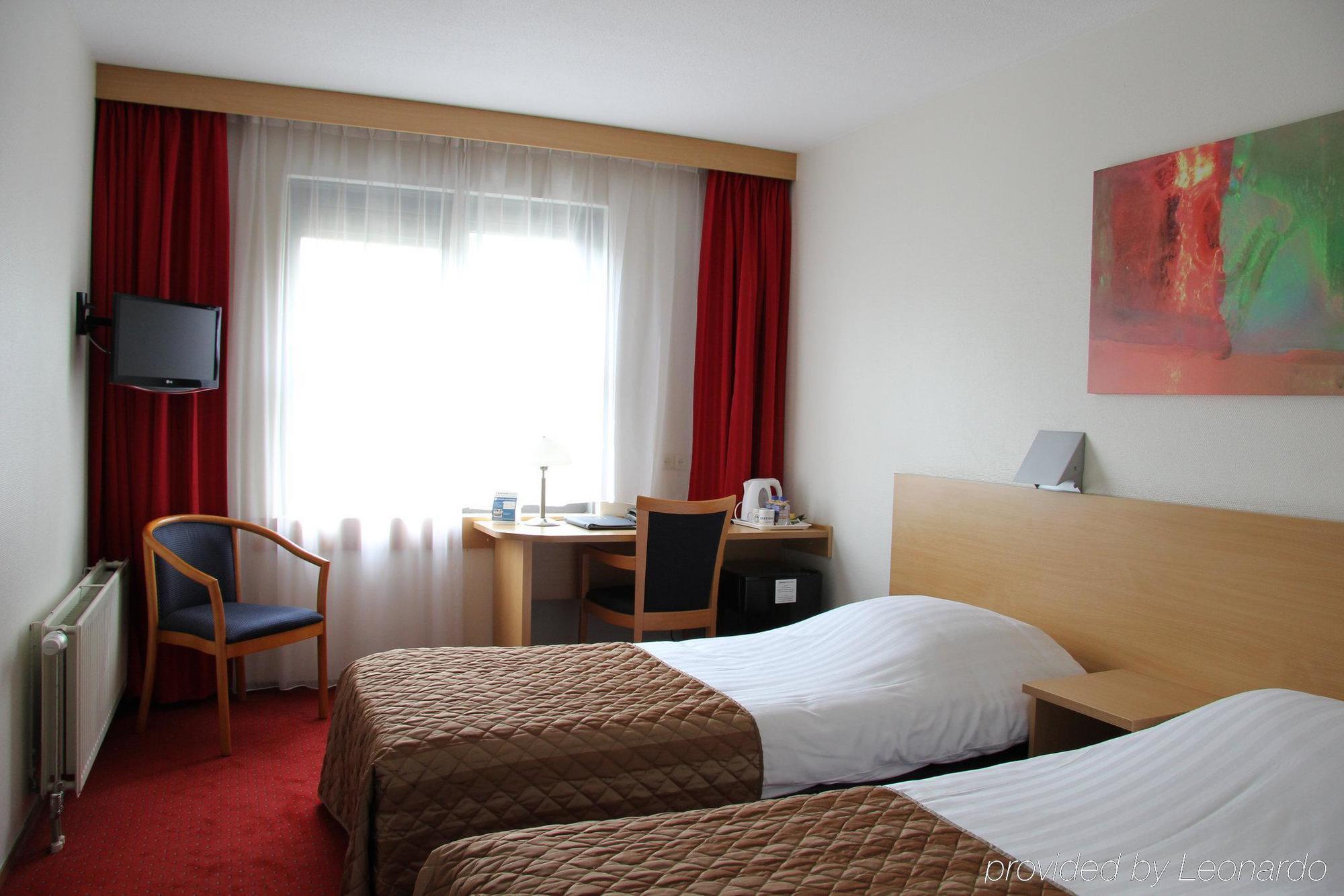 Bastion Hotel Geleen Esterno foto