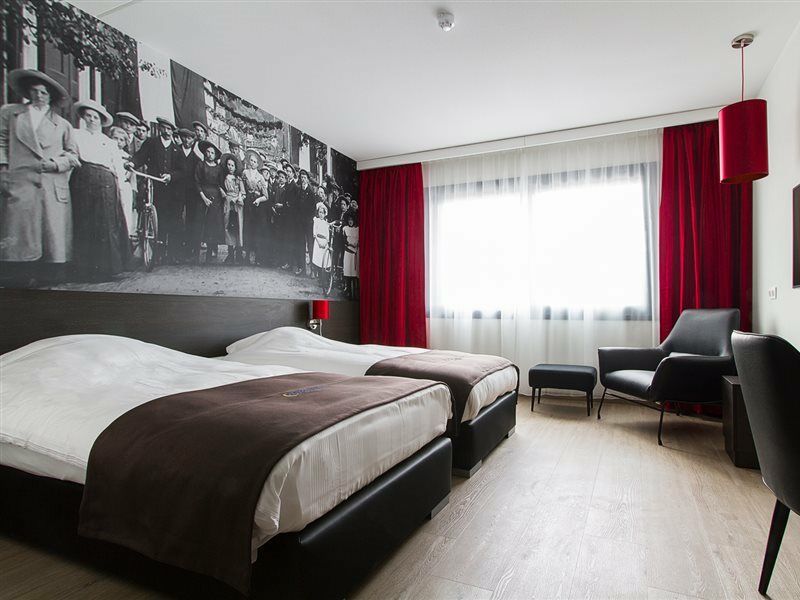 Bastion Hotel Geleen Esterno foto