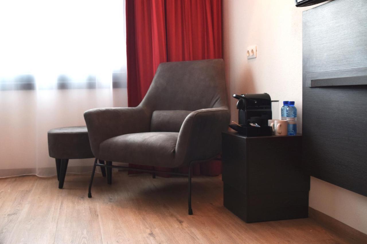 Bastion Hotel Geleen Esterno foto