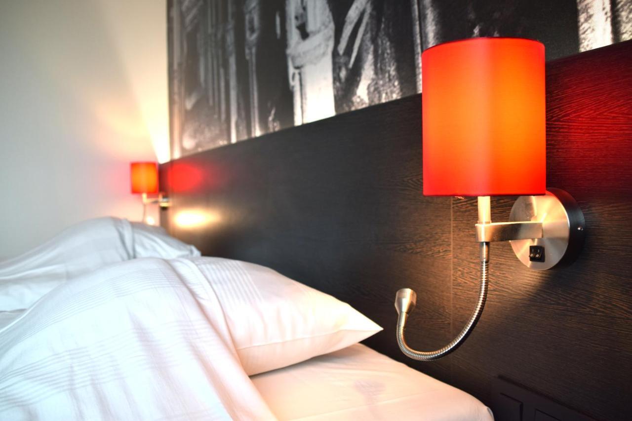 Bastion Hotel Geleen Esterno foto
