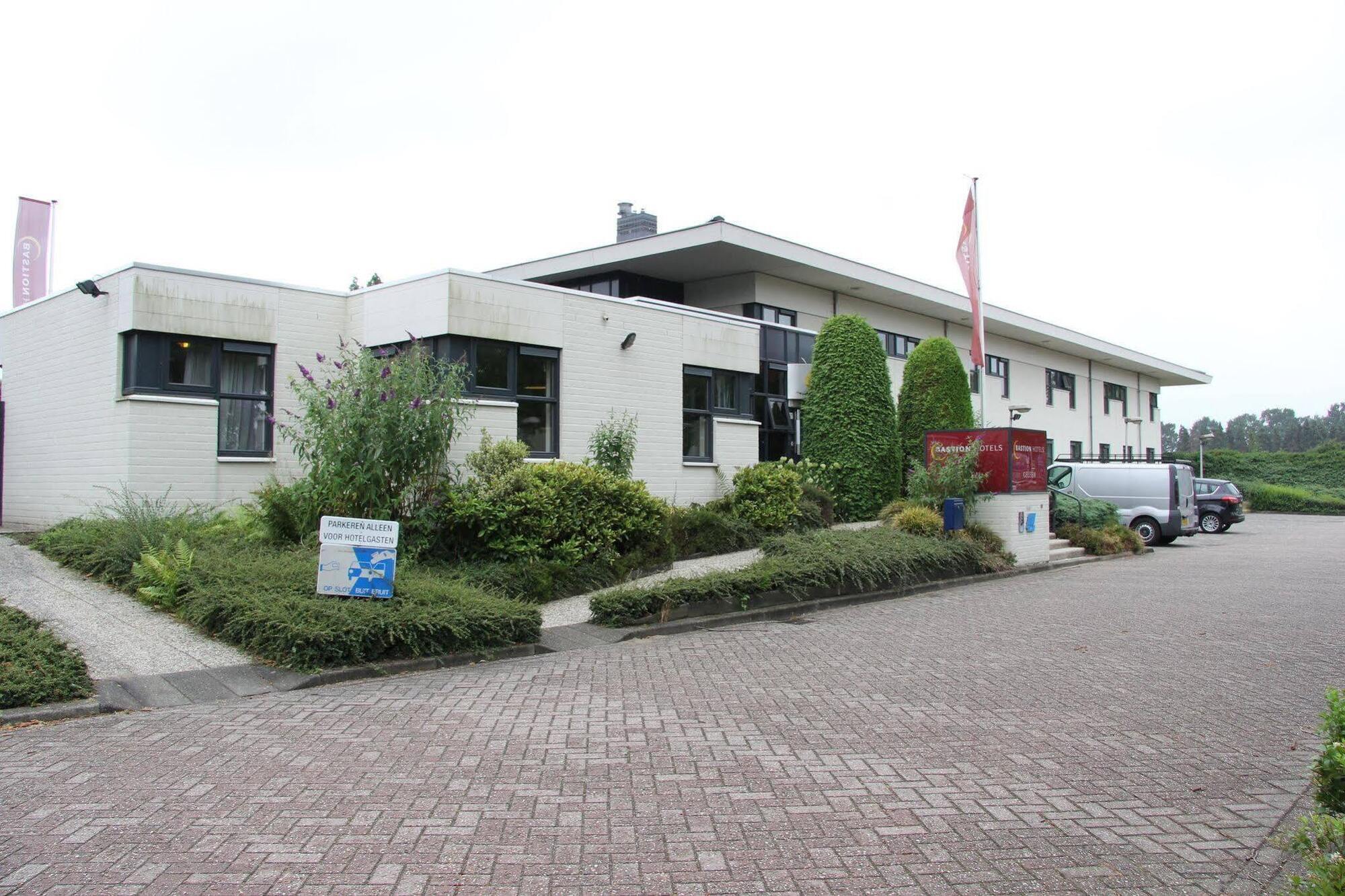 Bastion Hotel Geleen Esterno foto